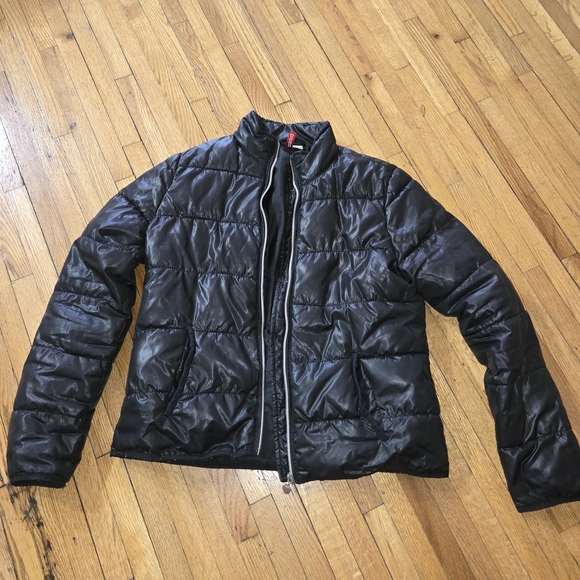 H&M Jackets & Blazers - H&M Black Puffer Jacket